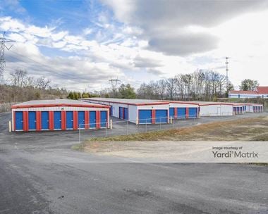 Storage Units for Rent available at 1915 West Lamar Alexander Pkwy, Maryville, TN 37801
