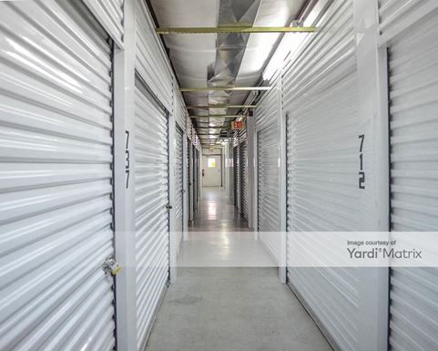 Source URL: https://cdnsc.rentcafe.com/dmslivecafe/3/1076640/1076640-1-5.jpg?width=-1&height=385&quality=80