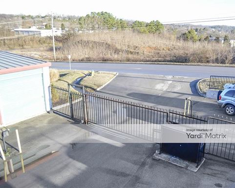 Source URL: https://cdnsc.rentcafe.com/dmslivecafe/3/1076643/1076643-1-5.jpg?width=-1&height=385&quality=80