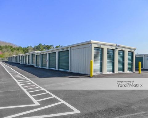 Source URL: https://cdnsc.rentcafe.com/dmslivecafe/3/1076651/1076651-1-5.jpg?width=-1&height=385&quality=80