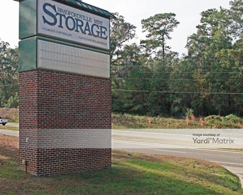 Source URL: https://cdnsc.rentcafe.com/dmslivecafe/3/1076659/1076659-1-4.jpg?width=-1&height=385&quality=80