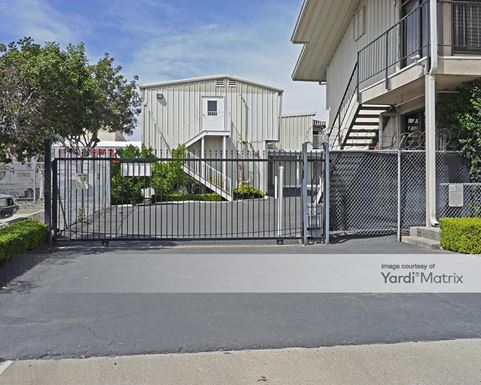 Source URL: https://cdnsc.rentcafe.com/dmslivecafe/3/1076675/1076675-1-3.jpg?width=-1&height=385&quality=80