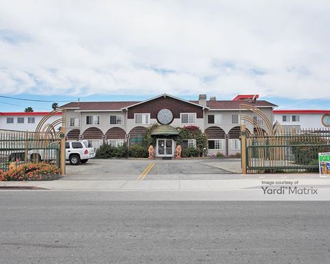 Source URL: https://cdnsc.rentcafe.com/dmslivecafe/3/1076701/1076701-1-1.jpg?width=-1&height=385&quality=80