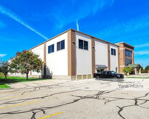 Source URL: https://cdnsc.rentcafe.com/dmslivecafe/3/1076735/1076735-1-4.jpg?width=-1&height=385&quality=80