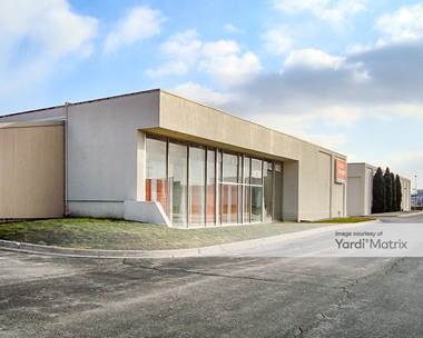 Storage Units for Rent available at 20909 Western Avenue, Chicago Heights, IL 60411