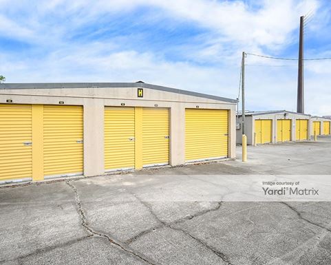 Source URL: https://cdnsc.rentcafe.com/dmslivecafe/3/1076844/1076844-1-4.jpg?width=-1&height=385&quality=80