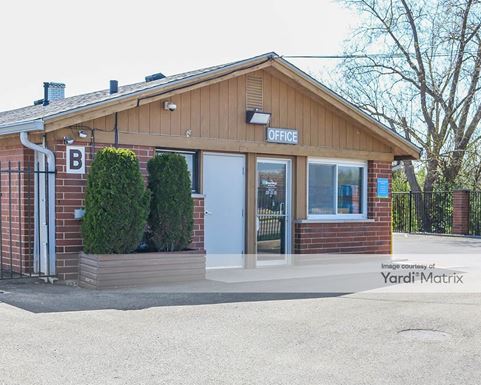 Source URL: https://cdnsc.rentcafe.com/dmslivecafe/3/1076890/1076890-1-4.jpg?width=-1&height=385&quality=80