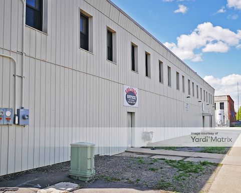 Source URL: https://cdnsc.rentcafe.com/dmslivecafe/3/1076916/1076916-1-2.jpg?width=-1&height=385&quality=80