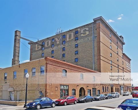 Source URL: https://cdnsc.rentcafe.com/dmslivecafe/3/1076924/1076924-1-2.jpg?width=-1&height=385&quality=80