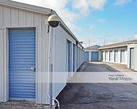 Source URL: https://cdnsc.rentcafe.com/dmslivecafe/3/1076937/1076937-1-3.jpg?width=-1&height=385&quality=80