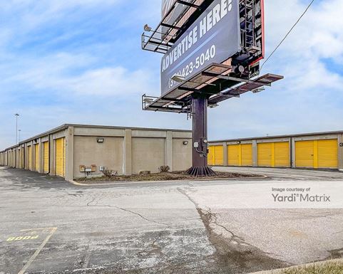 Source URL: https://cdnsc.rentcafe.com/dmslivecafe/3/1076945/1076945-1-5.jpg?width=-1&height=385&quality=80