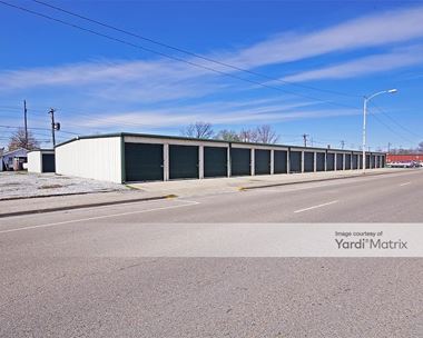 Storage Units for Rent available at 1321 Madison Avenue, Madison, IL 62060