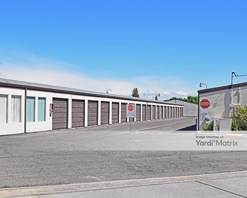 Source URL: https://cdnsc.rentcafe.com/dmslivecafe/3/1076986/1076986-1-4.jpg?width=-1&height=385&quality=80