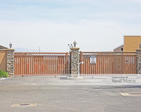 Source URL: https://cdnsc.rentcafe.com/dmslivecafe/3/1076998/1076998-1-4.jpg?width=-1&height=385&quality=80