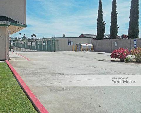 Source URL: https://cdnsc.rentcafe.com/dmslivecafe/3/1076999/1076999-1-4.jpg?width=-1&height=385&quality=80