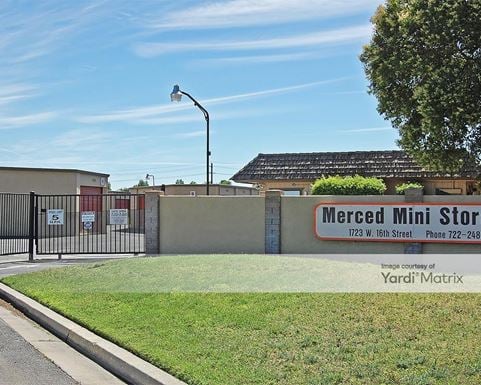 Source URL: https://cdnsc.rentcafe.com/dmslivecafe/3/1077000/1077000-1-2.jpg?width=-1&height=385&quality=80