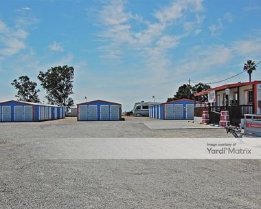 Storage Units for Rent available at 2842 North Golden State Blvd, Madera, CA 93637