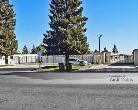 Source URL: https://cdnsc.rentcafe.com/dmslivecafe/3/1077036/1077036-1-5.jpg?width=-1&height=385&quality=80