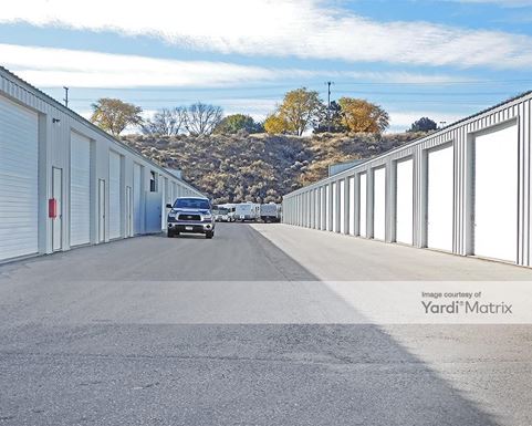 Source URL: https://cdnsc.rentcafe.com/dmslivecafe/3/1077048/1077048-1-4.jpg?width=-1&height=385&quality=80