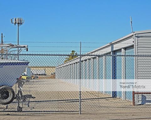 Source URL: https://cdnsc.rentcafe.com/dmslivecafe/3/1077063/1077063-1-5.jpg?width=-1&height=385&quality=80