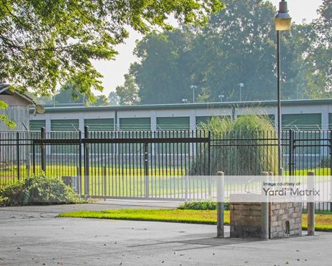 Source URL: https://cdnsc.rentcafe.com/dmslivecafe/3/1077111/1077111-1-4.jpg?width=-1&height=385&quality=80