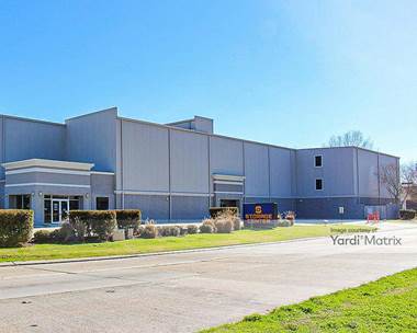 Storage Units for Rent available at 12340 Industriplex Blvd, Baton Rouge, LA 70809