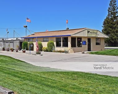 Storage Units for Rent available at 340 Pelandale Avenue, Modesto, CA 95356
