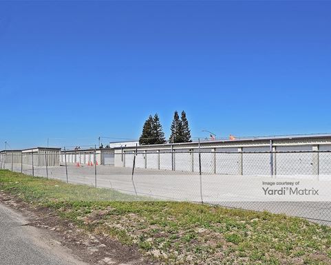 Source URL: https://cdnsc.rentcafe.com/dmslivecafe/3/1077137/1077137-1-5.jpg?width=-1&height=385&quality=80