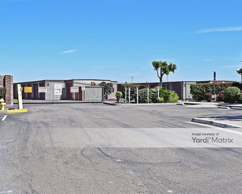 Source URL: https://cdnsc.rentcafe.com/dmslivecafe/3/1077141/1077141-1-4.jpg?width=-1&height=385&quality=80