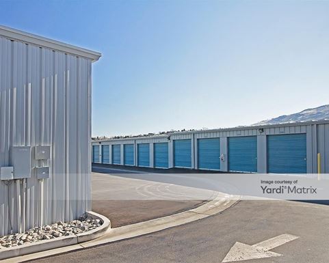 Source URL: https://cdnsc.rentcafe.com/dmslivecafe/3/1077174/1077174-1-3.jpg?width=-1&height=385&quality=80