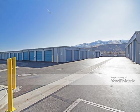 Source URL: https://cdnsc.rentcafe.com/dmslivecafe/3/1077174/1077174-1-4.jpg?width=-1&height=385&quality=80