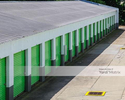 Source URL: https://cdnsc.rentcafe.com/dmslivecafe/3/1077227/1077227-1-3.jpg?width=-1&height=385&quality=80