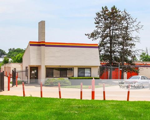 Source URL: https://cdnsc.rentcafe.com/dmslivecafe/3/1077228/1077228-1-2.jpg?width=-1&height=385&quality=80