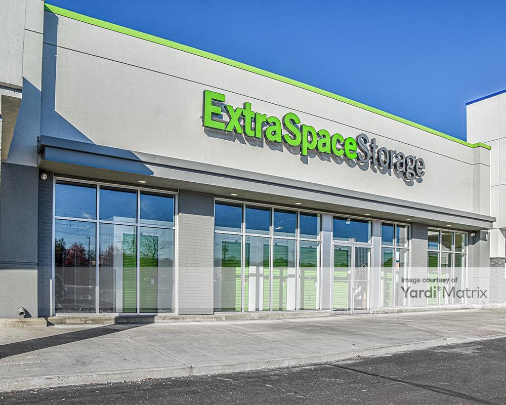 Extra Space Storage 7890 Beechmont Avenue Cincinnati OH