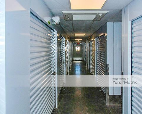 Source URL: https://cdnsc.rentcafe.com/dmslivecafe/3/1077239/1077239-1-4.jpg?width=-1&height=385&quality=80