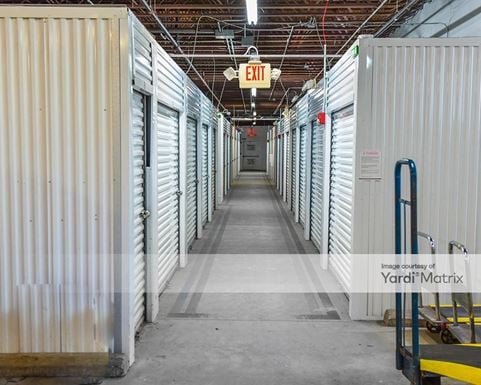 Source URL: https://cdnsc.rentcafe.com/dmslivecafe/3/1077259/1077259-1-2.jpg?width=-1&height=385&quality=80