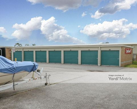 Source URL: https://cdnsc.rentcafe.com/dmslivecafe/3/1077272/1077272-1-2.jpg?width=-1&height=385&quality=80