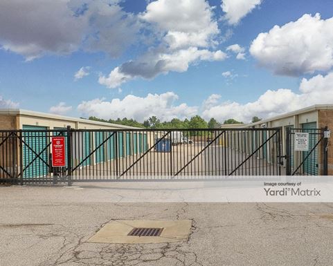 Source URL: https://cdnsc.rentcafe.com/dmslivecafe/3/1077272/1077272-1-4.jpg?width=-1&height=385&quality=80