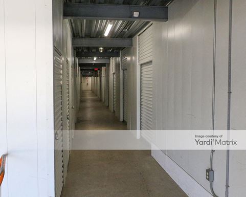 Source URL: https://cdnsc.rentcafe.com/dmslivecafe/3/1077275/1077275-1-4.jpg?width=-1&height=385&quality=80