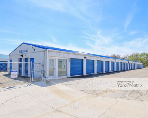 Source URL: https://cdnsc.rentcafe.com/dmslivecafe/3/1077296/1077296-1-5.jpg?width=-1&height=385&quality=80