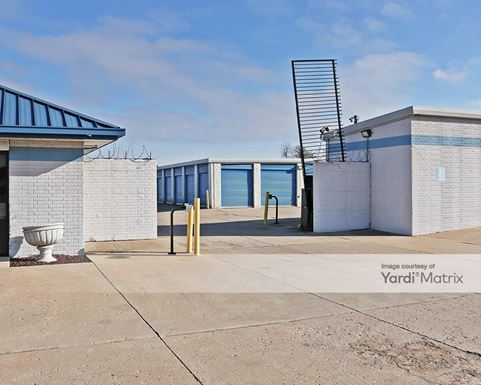 Source URL: https://cdnsc.rentcafe.com/dmslivecafe/3/1077301/1077301-1-2.jpg?width=-1&height=385&quality=80