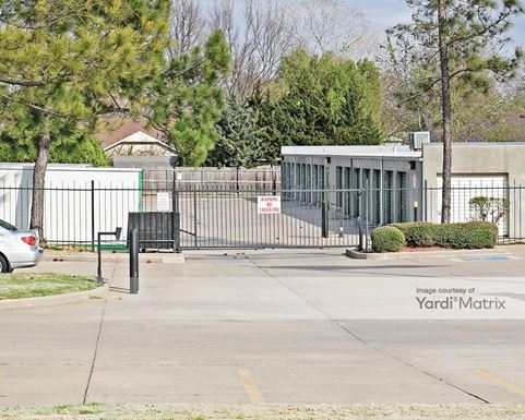 Source URL: https://cdnsc.rentcafe.com/dmslivecafe/3/1077304/1077304-1-2.jpg?width=-1&height=385&quality=80