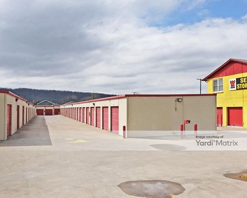 Source URL: https://cdnsc.rentcafe.com/dmslivecafe/3/1077309/1077309-1-3.jpg?width=-1&height=385&quality=80