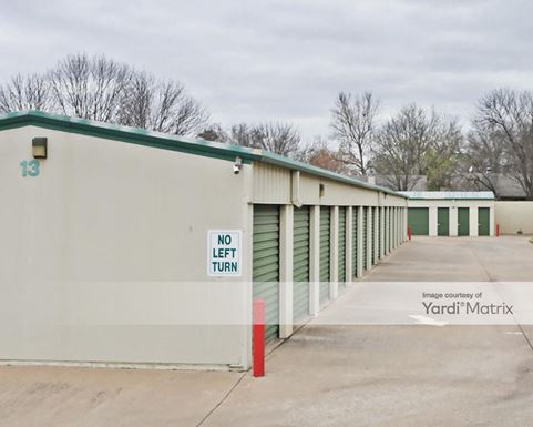 Source URL: https://cdnsc.rentcafe.com/dmslivecafe/3/1077322/1077322-1-4.jpg?width=-1&height=385&quality=80