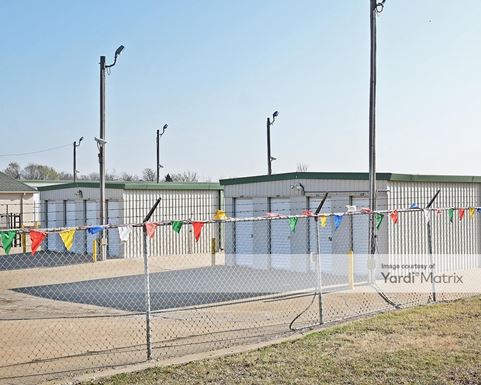 Source URL: https://cdnsc.rentcafe.com/dmslivecafe/3/1077323/1077323-1-4.jpg?width=-1&height=385&quality=80