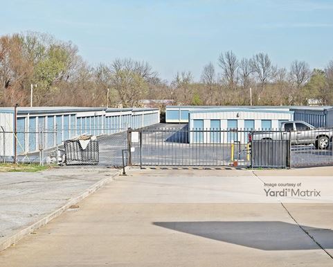 Source URL: https://cdnsc.rentcafe.com/dmslivecafe/3/1077324/1077324-1-2.jpg?width=-1&height=385&quality=80