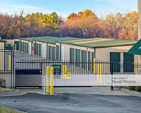 Source URL: https://cdnsc.rentcafe.com/dmslivecafe/3/1077338/1077338-1-2.jpg?width=-1&height=385&quality=80