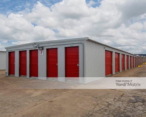 Source URL: https://cdnsc.rentcafe.com/dmslivecafe/3/1077342/1077342-1-4.jpg?width=-1&height=385&quality=80