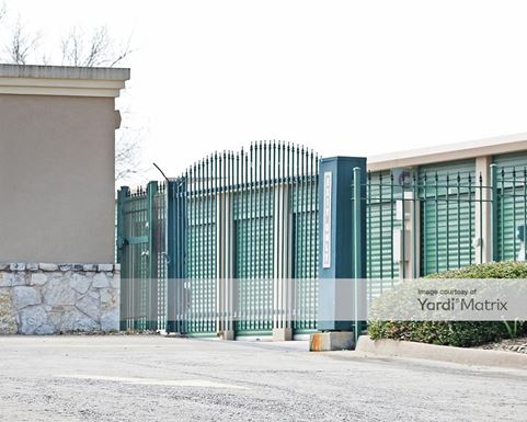 Source URL: https://cdnsc.rentcafe.com/dmslivecafe/3/1077346/1077346-1-2.jpg?width=-1&height=385&quality=80