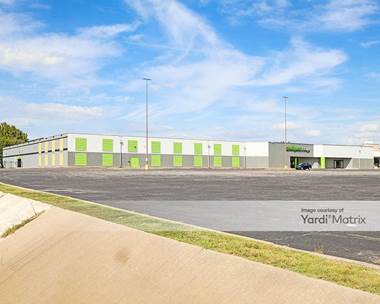 Storage Units for Rent available at 14009 East 21st Street, Tulsa, OK 74134